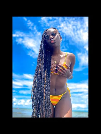 OnlyFans account  michu_cordoba header 2