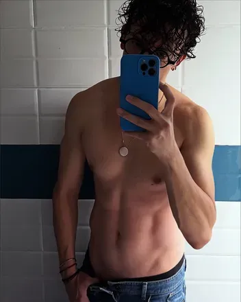 OnlyFans cuenta andreeepop avatar 1