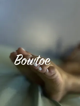 OnlyFans cuenta bow-toe header 2