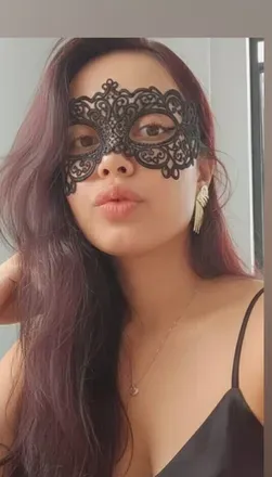 OnlyFans cuenta bellakau avatar 1