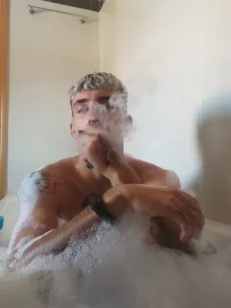 OnlyFans cuenta fume_hdll avatar 1
