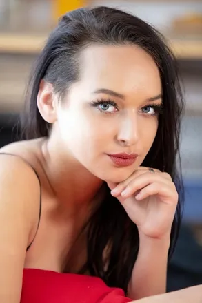 OnlyFans cuenta babekhaleesi header 2