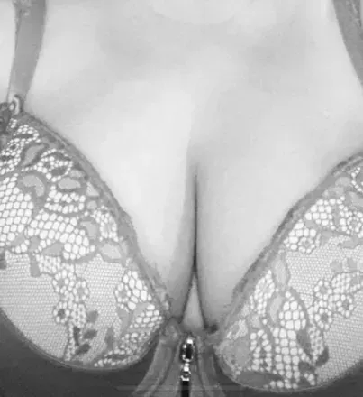 OnlyFans cuenta elise_rae69 avatar 1