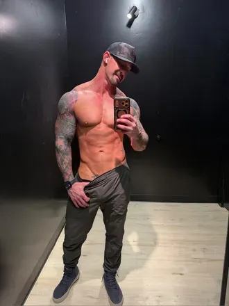 OnlyFans cuenta firefighter28220 avatar 1