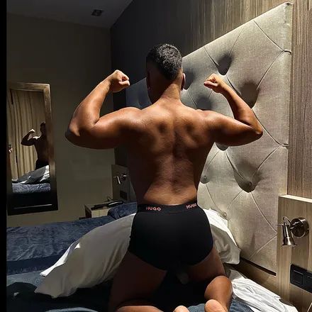 OnlyFans cuenta latinbottomx header 2