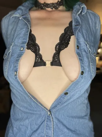 OnlyFans cuenta rowantree header 2