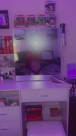OnlyFans cuenta avower_wallflower avatar 1