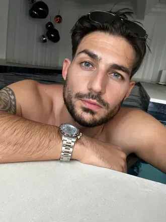 OnlyFans cuenta u269710718 header 2