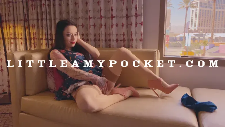 OnlyFans cuenta littleamypocketvip header 2
