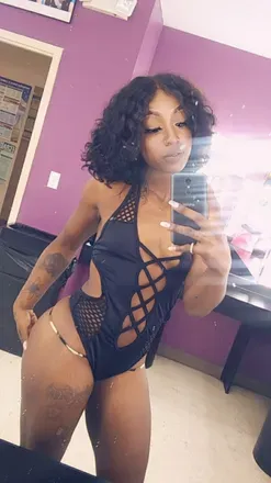 OnlyFans cuenta well_damn_kya avatar 1