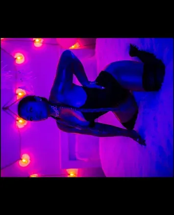 OnlyFans account  jmnen header 2