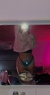OnlyFans cuenta lailaanderson header 2