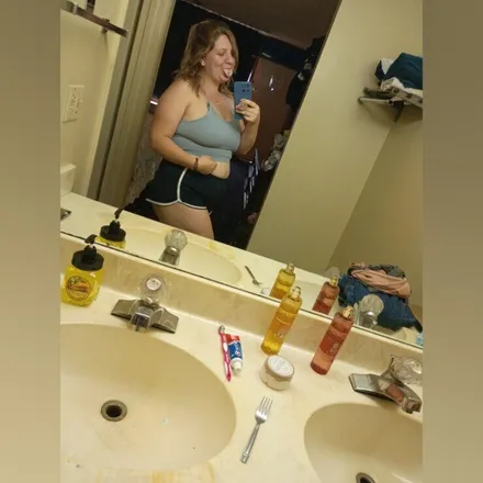 OnlyFans cuenta mylilboothangs header 2