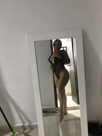 OnlyFans cuenta aprillaurent1113 avatar 1
