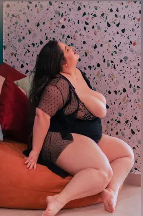OnlyFans account  debracarmem avatar 1