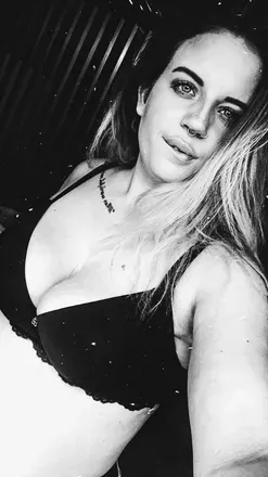 OnlyFans cuenta elenaalexandra4081 avatar 1
