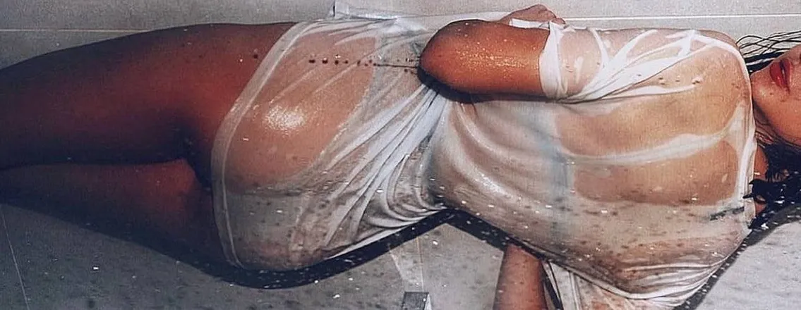 OnlyFans account  itsyourgirlmia header 2