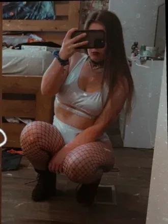 OnlyFans account  rox.ynasty avatar 1