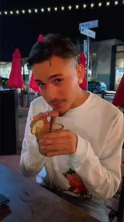 OnlyFans account  stunnaboybabyy avatar 1