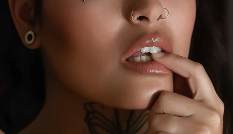 OnlyFans cuenta golden_gal808 header 2
