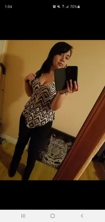 OnlyFans account  lovey-doveyshorty header 2