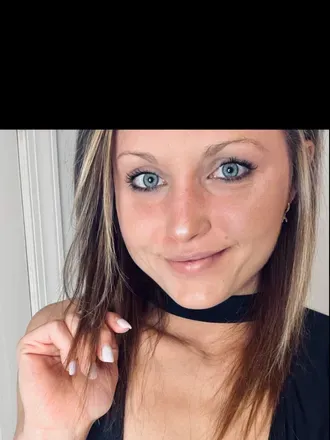 OnlyFans cuenta ivyskye22 header 2