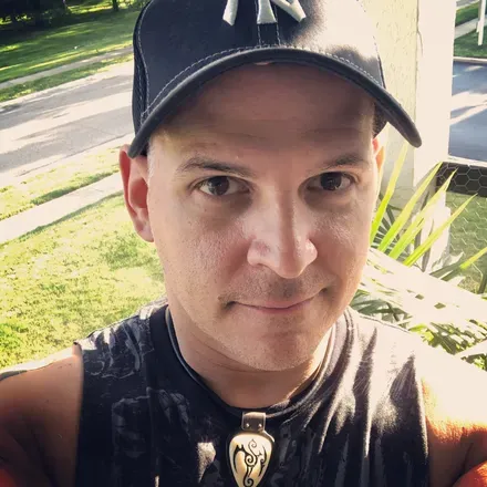 OnlyFans account  cincyguy516 avatar 1