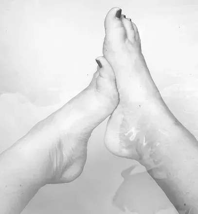 OnlyFans cuenta ukfootmodel21 avatar 1