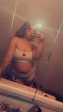 OnlyFans cuenta yourfavblondebaddie header 2