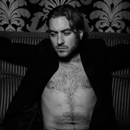 OnlyFans account  lukelondonfree avatar 1