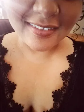 OnlyFans cuenta farah_villa avatar 1