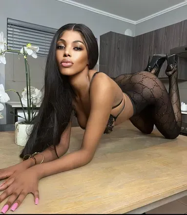 OnlyFans cuenta flirtwithconfidence header 2
