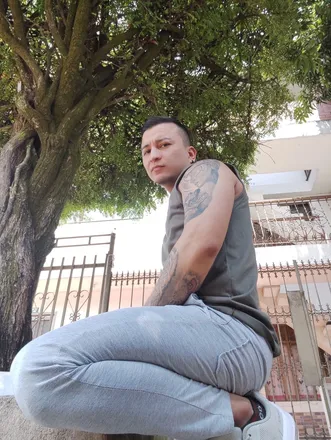 OnlyFans cuenta kevinstick02 header 2