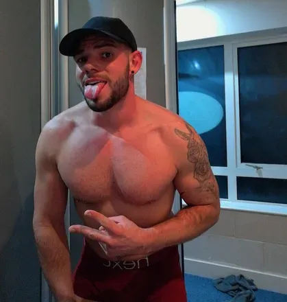 OnlyFans cuenta clarkeyboi90 header 2