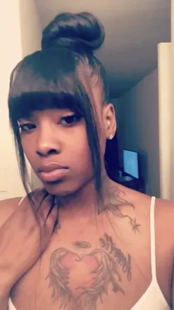 OnlyFans cuenta chanellaccash header 2