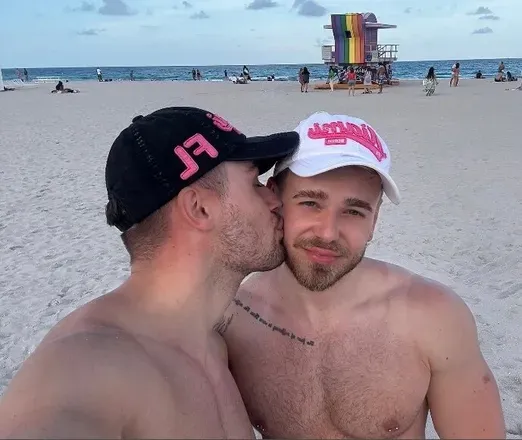 OnlyFans cuenta mark.and.mike header 2