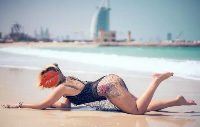 OnlyFans cuenta sexyvivy header 2