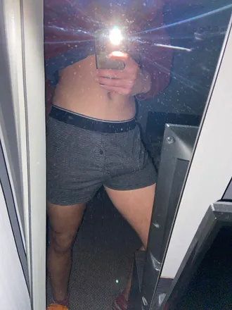 OnlyFans cuenta slimshortyxx header 2