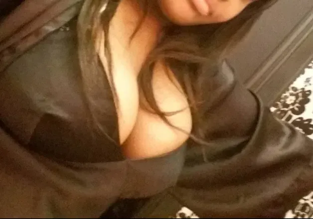 OnlyFans cuenta kemberly25 avatar 1