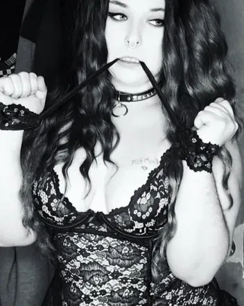 OnlyFans account  livingvivalexi avatar 1