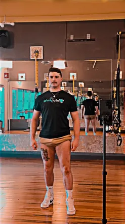 OnlyFans cuenta thighdaddy32 header 2