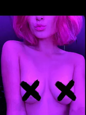 OnlyFans account  littlemisssvine avatar 1