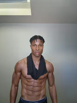 OnlyFans cuenta leonidasx27 avatar 1