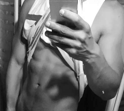 OnlyFans account  lfernandini avatar 1