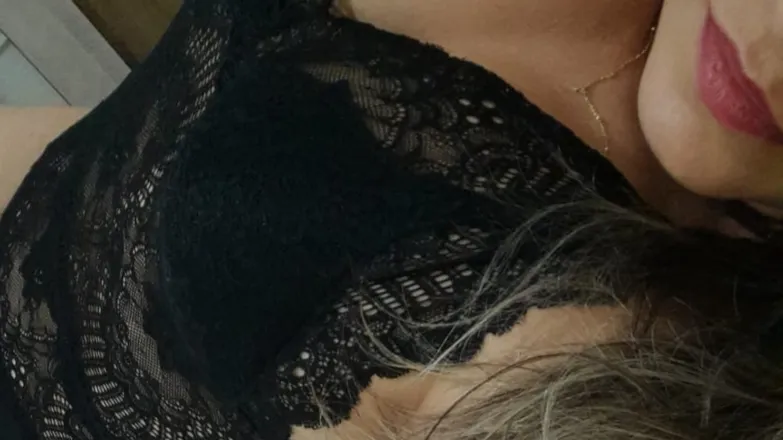 OnlyFans cuenta lollipop-e_girl header 2