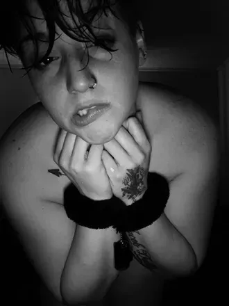 OnlyFans account  xredashes avatar 1