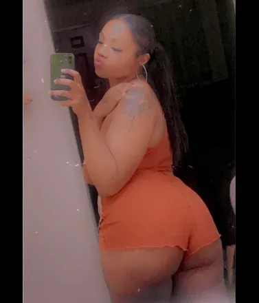 OnlyFans account  hoeslovekeia avatar 1