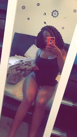OnlyFans cuenta dom_girl20 avatar 1