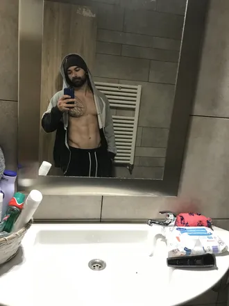 OnlyFans account  danielbody header 2