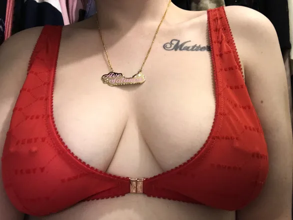OnlyFans cuenta nickibrand header 2